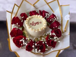 Red Rose Wrapped Love Cake Bouquet in Lahore