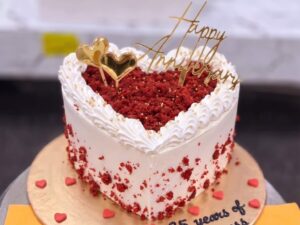 Red Velvet Heart Anniversary Cake in Lahore