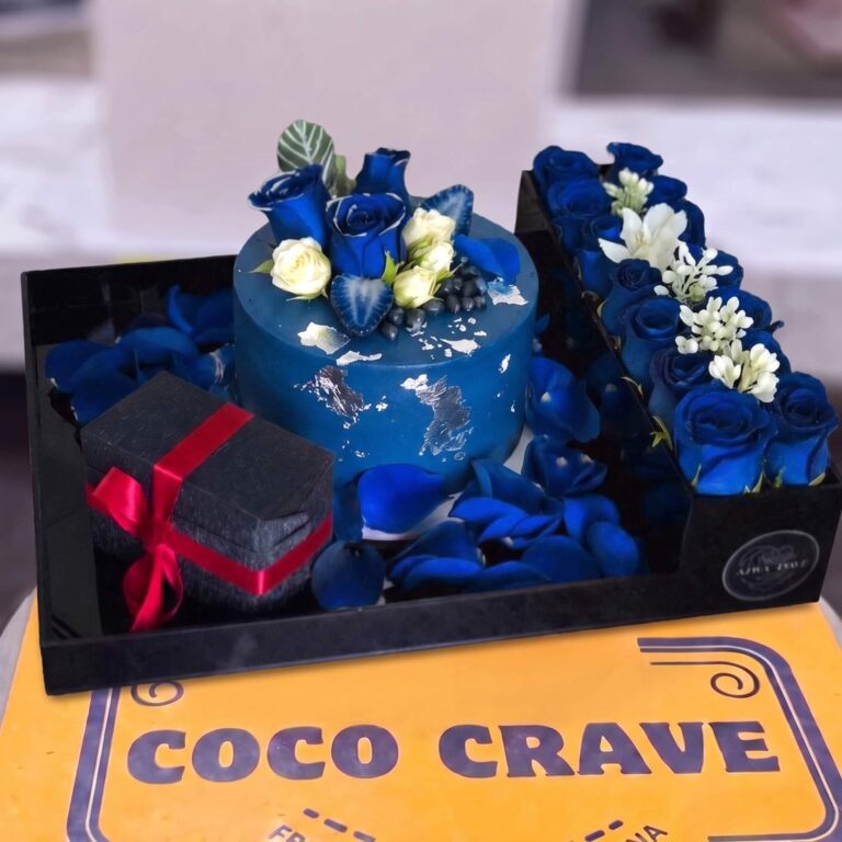 Royal Blue Floral Cake with Blue Rose Gift Box in Lahore
