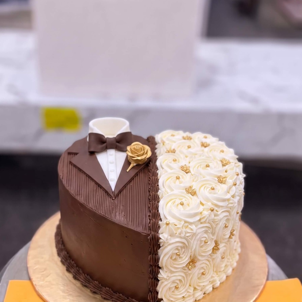 Same-Day Celebration Cake in Lake City Lahore by Cococrave