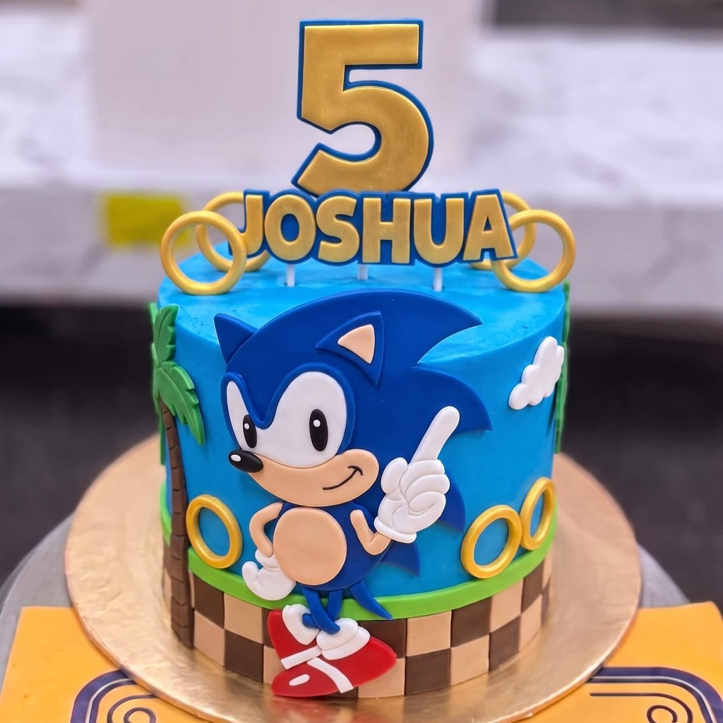 Sonic 5th Birthday Cake in Lahore — CocoCrave.pk Sonic 5th Birthday Cake in Lahore by CocoCrave.pk — single tier Sonic character cake in Blue