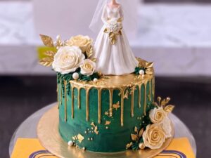 Teal Gold Drip Bride Cake in Lahore