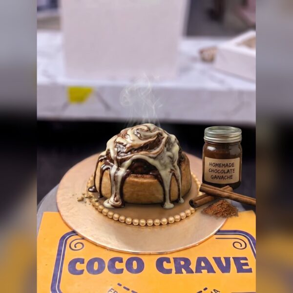 Vanilla Chocolate Cream Cheese Cinnamon Roll in Lahore — delivered in Lake City, Lahore
