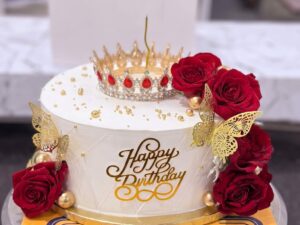 White Crown Red Rose Birthday Cake in Lahore