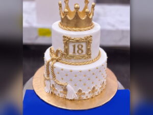 White Gold Eighteen Crown Cake in Lahore — CocoCrave.pk Lahore