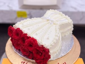 White Heart Cake with Red Roses in Lahore