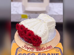 White Heart Cake with Red Roses in Lahore — delivered in Lahore Cake Delivery Dha, Lahore