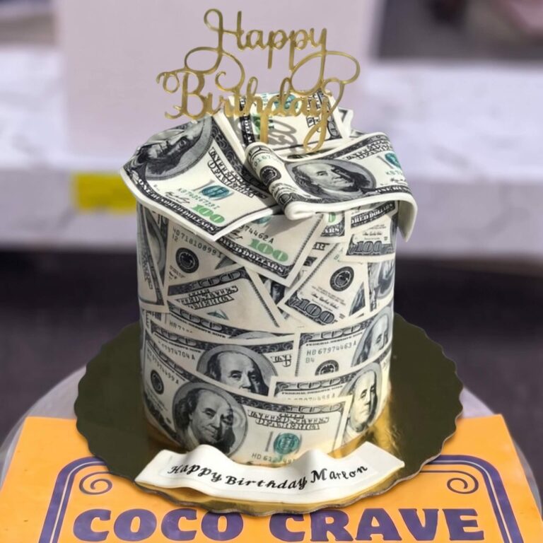 White Money Roll Birthday Cake in Lahore