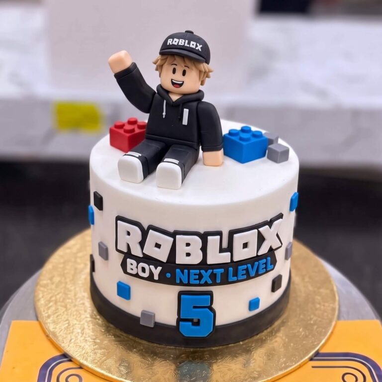 White Roblox Boy 5th Birthday Cake in Lahore