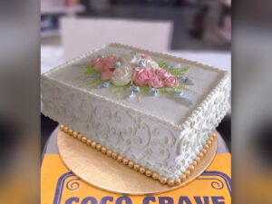 White Rose Sheet Cake in Lahore