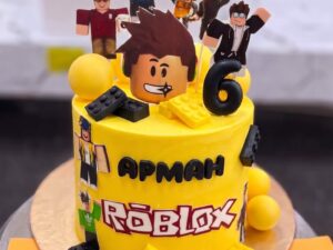 Yellow Roblox Avatar Birthday Cake in Lahore