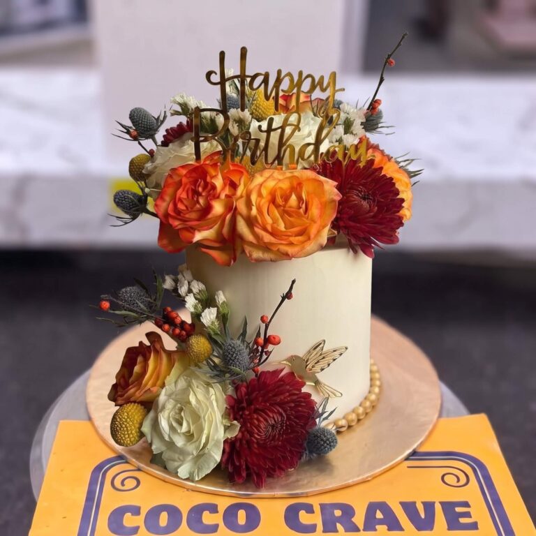 Autumn Rose Fresh Birthday Cake in Lahore