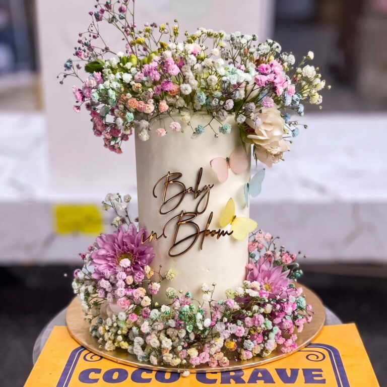Pastel Baby’s Breath Fresh Baby Shower Cake in Lahore