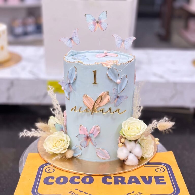 Pastel Rose Buttercream Cake in Lahore