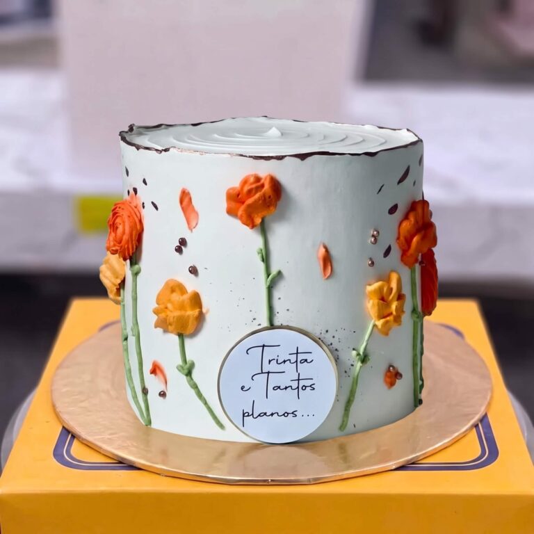 White Poppy Buttercream Cake in Lahore
