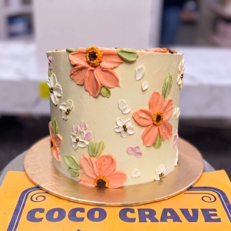 Pastel Daisy Palette Knife Buttercream Cake in Lahore