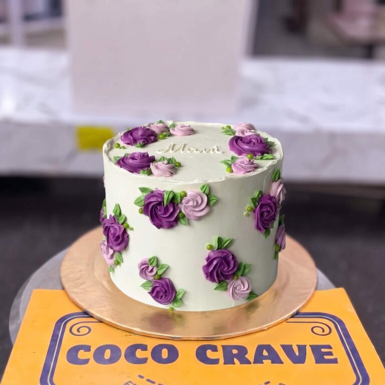 Lilac Rose Buttercream Cake in Lahore