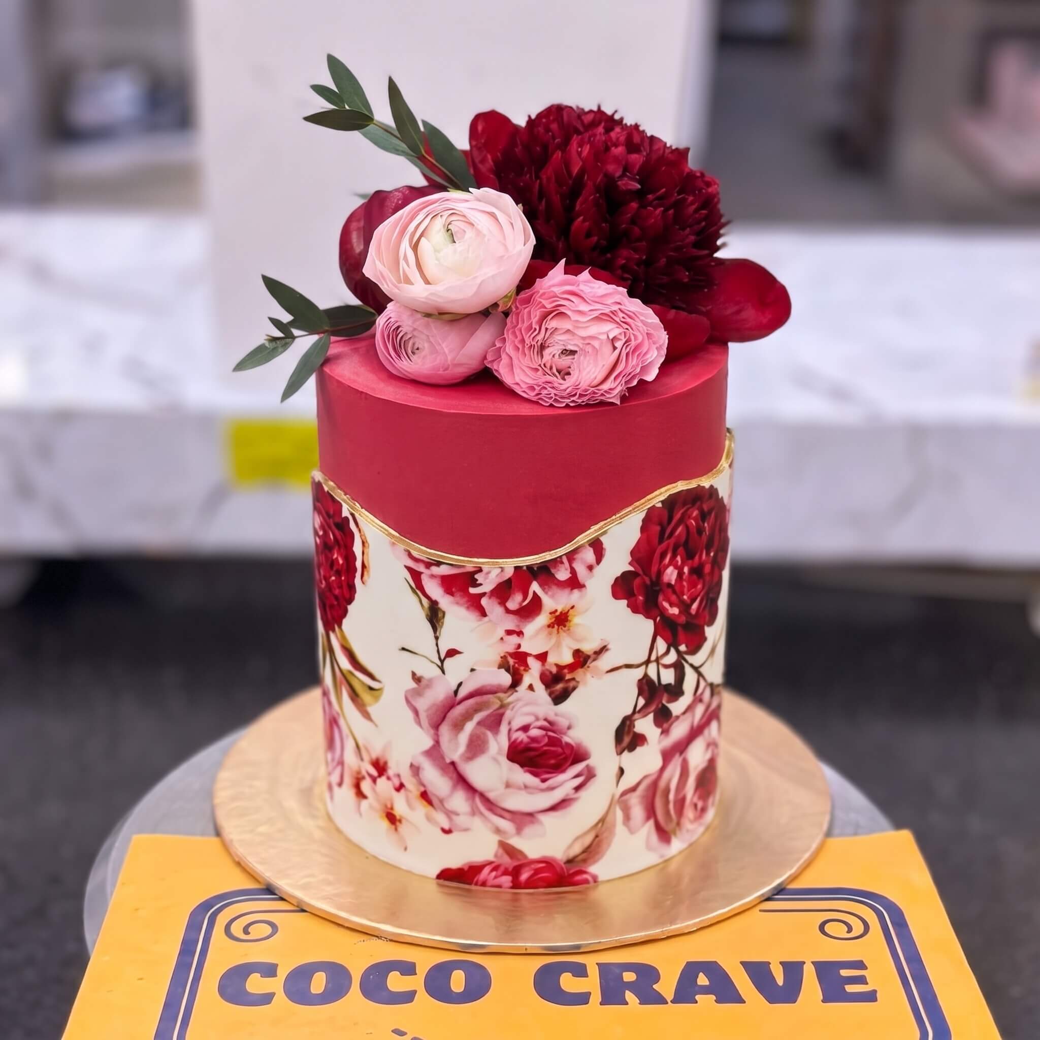 Red Peony Fresh Floral Cake in Lahore Red Peony Fresh Floral Cake in Lahore