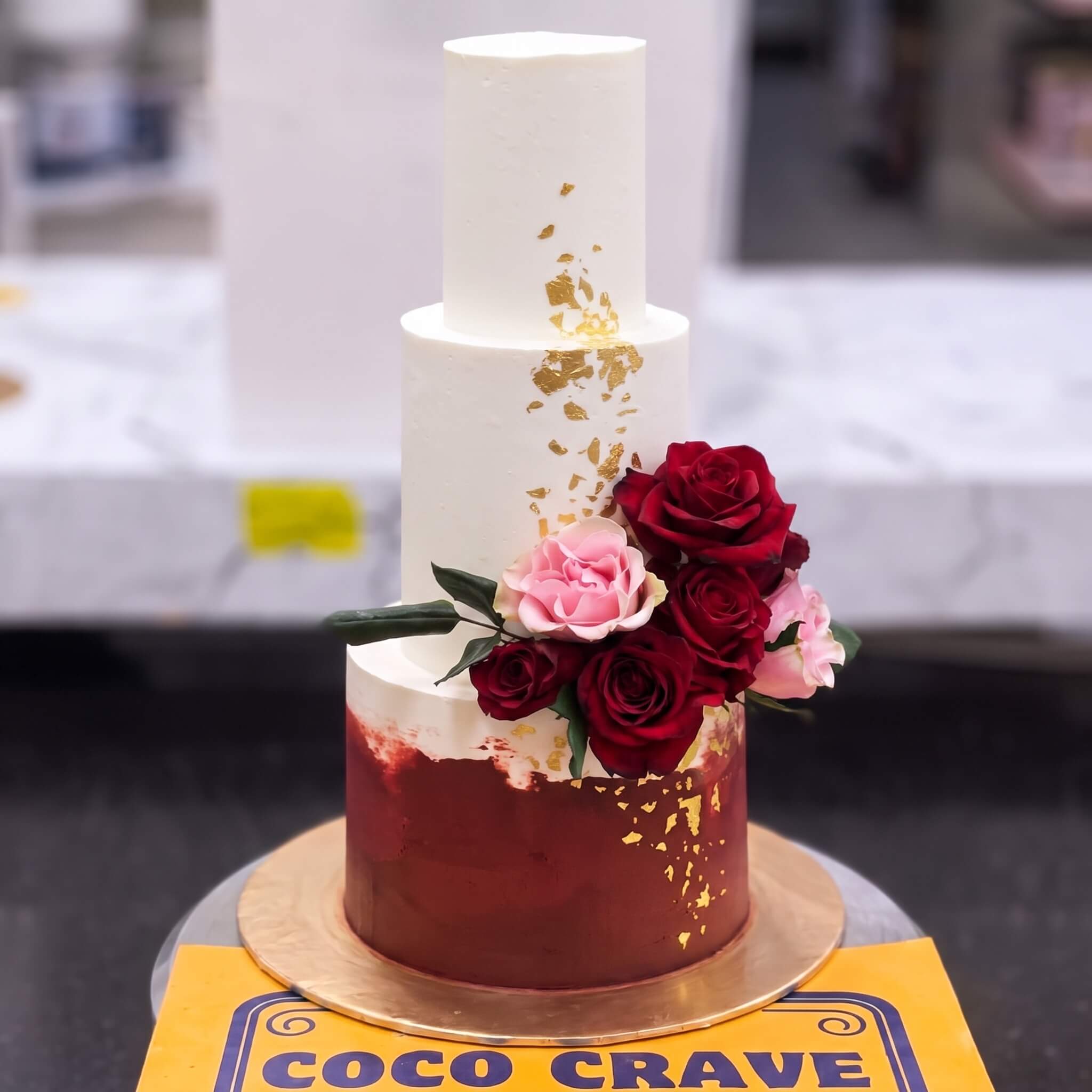 Red Rose Fresh Three Tier Cake II in Lahore Red Rose Fresh Three Tier Cake II in Lahore