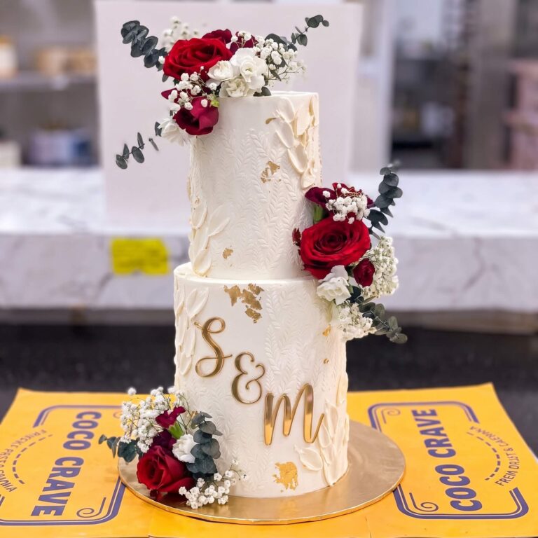 Red Rose Fresh Two Tier Cake II in Lahore