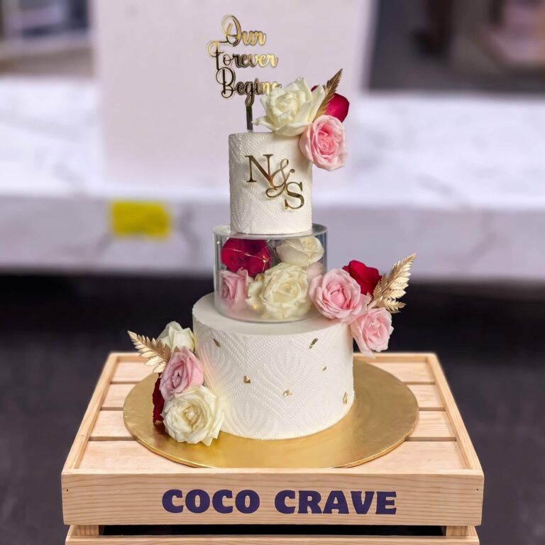 White Fresh Rose Two Tier Cake in Lahore