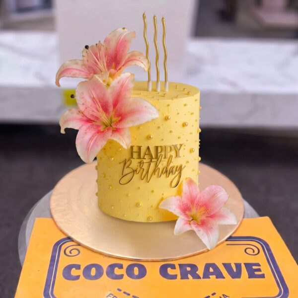 Yellow Lily Fresh Birthday Cake in Lahore